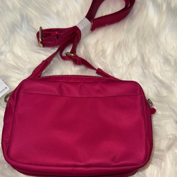 Lululemon Athletica Everywhere Berry Rumble 2L LARGE Crossbody Bag - Picture 6 of 13